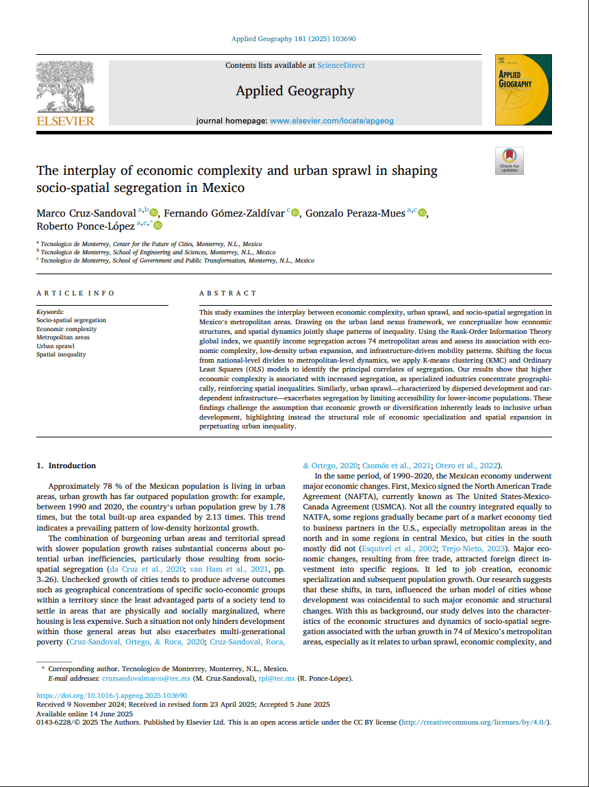 The Interplay of Economic Complexity and Urban Sprawl in Shaping Socio-Spatial Segregation in Mexico